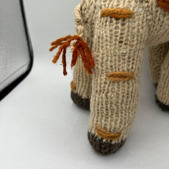 NWT Home spun Giraffe Wool Hand Knitted Rural Women in Kenya Collectors - Picture 4 of 13